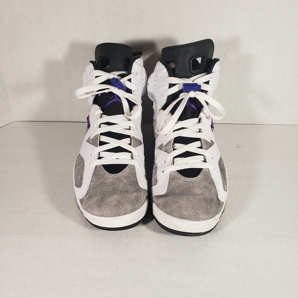 Men's Jordan 6 Retro Flight Nostalgia - Picture 2 of 5